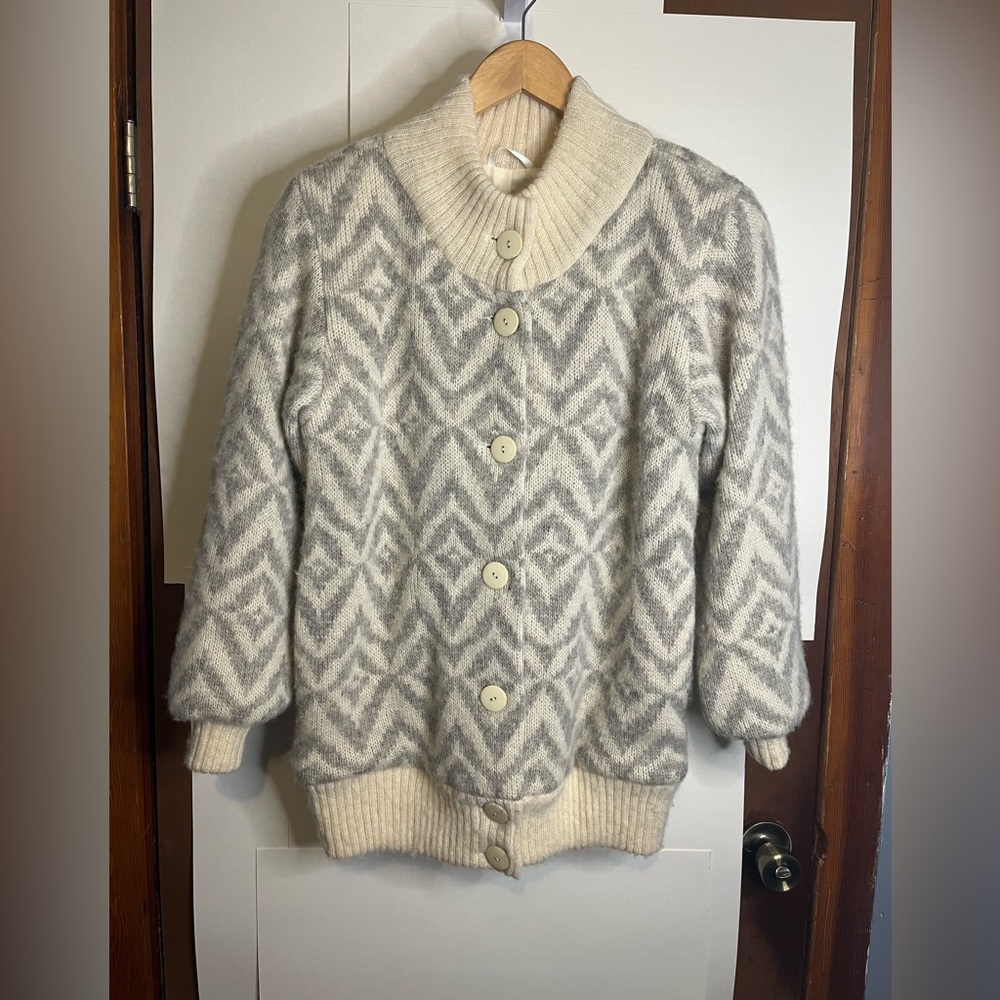 Hilda Ltd Women’s (VTG S) Beige & Gray Geometric Icelandic Wool Sweater Jacket